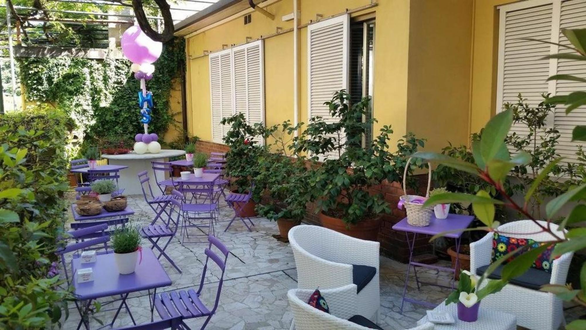 Hotel Stipino ルッカ エクステリア 写真